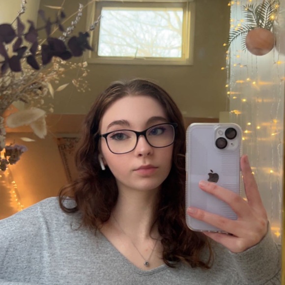 Meet your Posher, Taryn - Picture 3 of 3